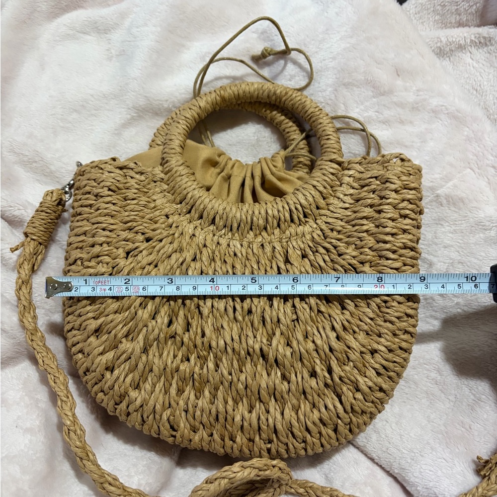 Chic Tan raffia summer Handbag - Picture 7 of 10